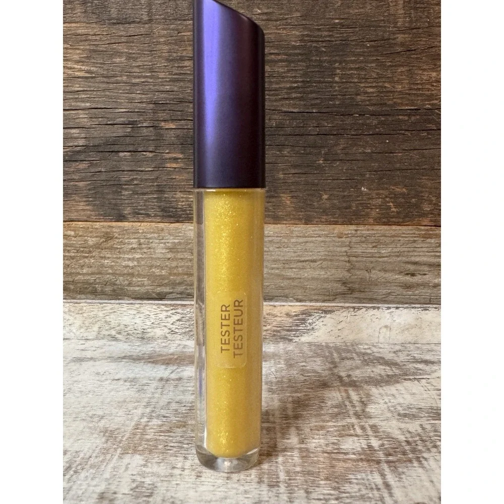 Imayla The One Shimmering Lipgloss‎ – 24K Kiss (No Box)
